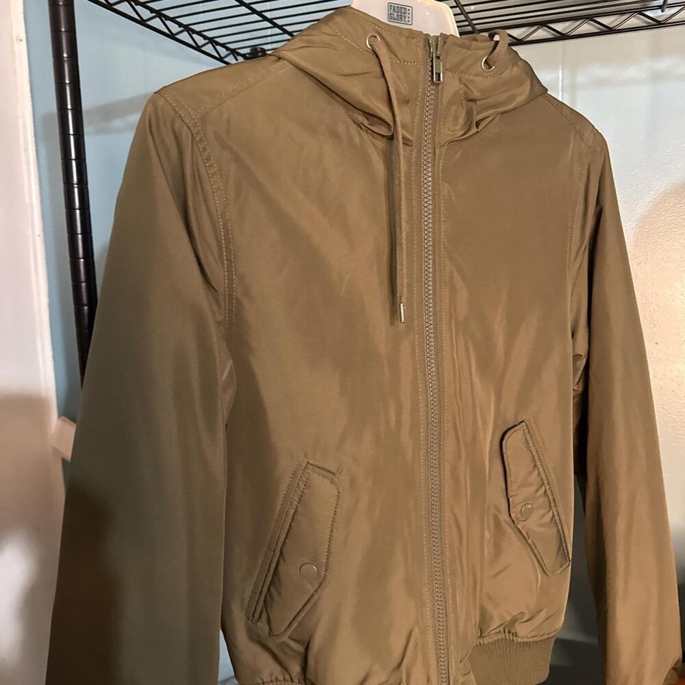 Khaki green lightweight jacket jacket